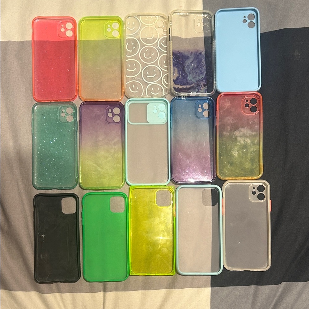 Colorful iPhone 11 Case Set - Picture 5 of 5